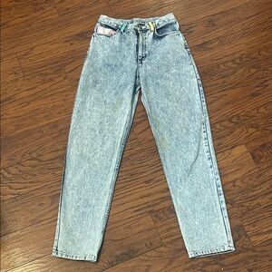 Vintage Freego Acid Wash Jeans. 9/10 but smaller. Light spots shown in pics